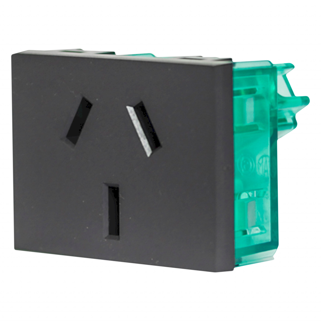 TOMA CON TIERRA TRES PERNOS CHATOS (GRIS) 7904