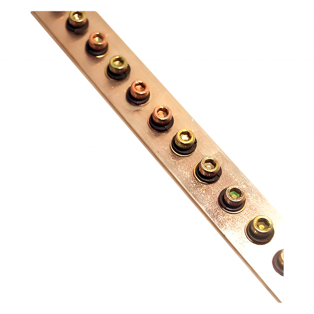 [23340] BARRA DE COBRE 400Amp 30X5 CON 52 E/S ALLEN 1MT 400AP